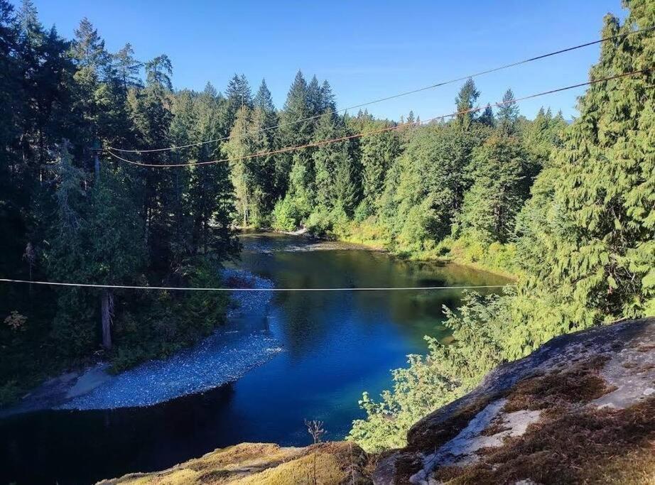 Вилла Nature Lovers' Paradise Нанаймо Экстерьер фото